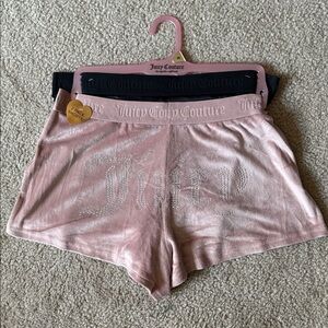 Juicy Couture Women's Velour Shorts - Mauve  and Black Medium NWT